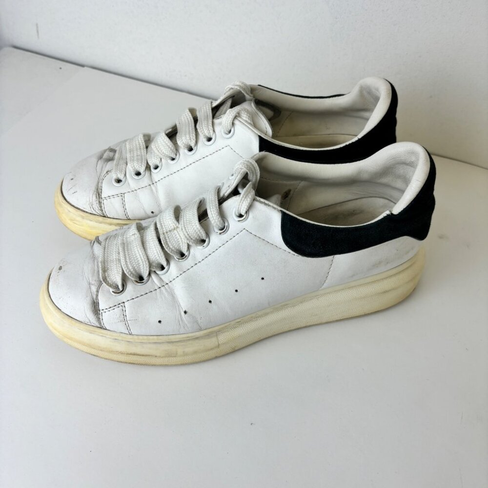 42 - Alexander McQueen Sneakers